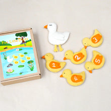 Load image into Gallery viewer, Tara Treasures - Five Little Ducks, Finger Puppet Set
