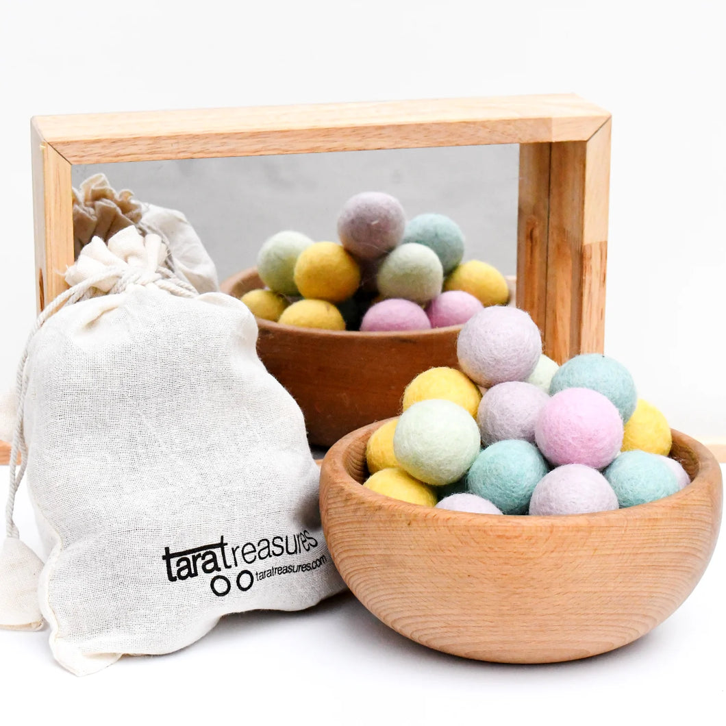 Tara Treasures - Wool Felt Balls in Pouch - Pastel Colours